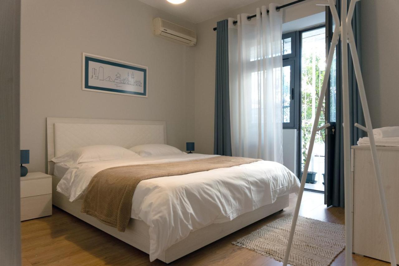City Center Apartment Tiranë Luaran gambar