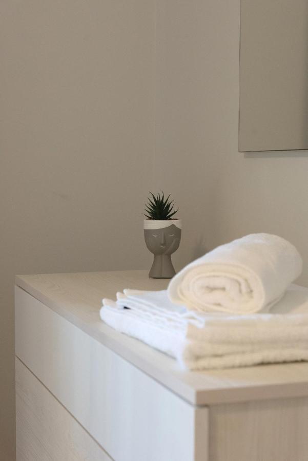 City Center Apartment Tiranë Luaran gambar